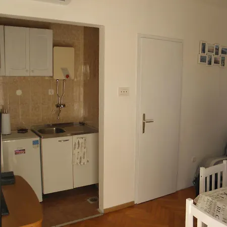 Apartment Adam *