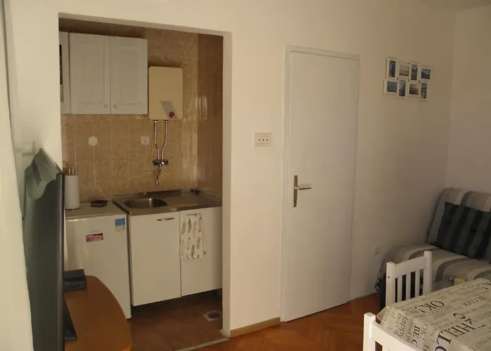 Apartman Adam *